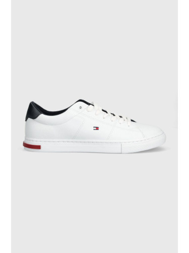 Кожени маратонки Tommy Hilfiger ESSENTIAL LEATHER DETAIL VULC в бяло FM0FM04047