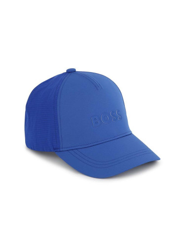 Детска шапка с козирка BOSS в синьо с апликация