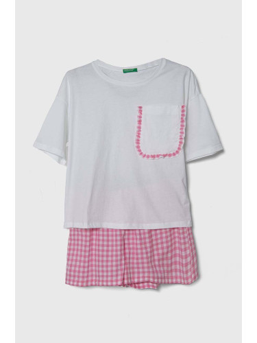Детска памучна пижама United Colors of Benetton в бяло с десен