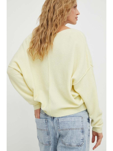 Пуловер с вълна American Vintage  PULL ML COL BATEAU дамски в жълто от лека материя DAM225E24