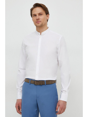Риза Sisley мъжка в бяло с кройка по тялото с права яка