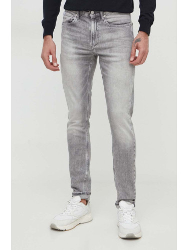 Дънки Calvin Klein Jeans в сиво J30J324833