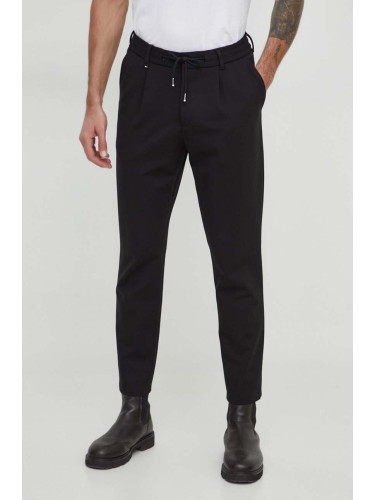 Панталон BOSS в черно със стандартна кройка 50509536