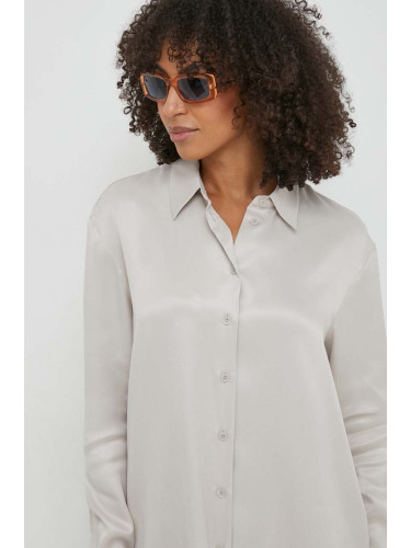 Риза Calvin Klein дамска в сиво със свободна кройка с класическа яка K20K206299