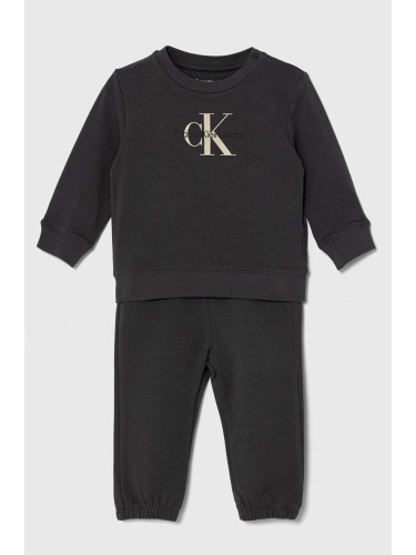 Детски анцуг Calvin Klein Jeans в сиво