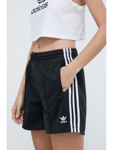 Къс панталон adidas Originals Firebird 0 Short в черно с апликация висока талия  IU2425