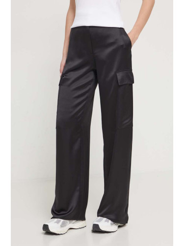 Панталон HUGO в черно с широка каройка, висока талия 50511830