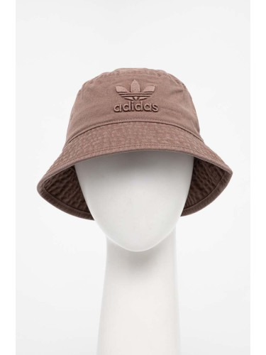 Памучна капела adidas Originals 0 в кафяво от памук IT7623