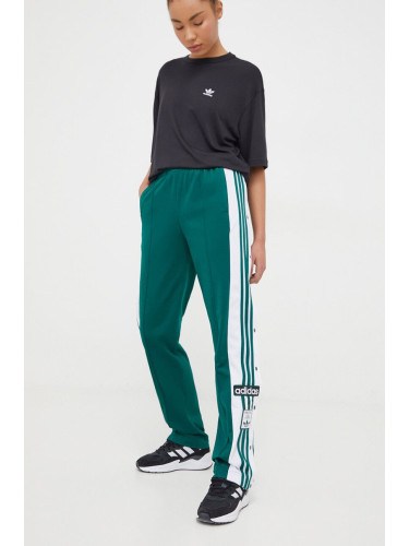 Спортен панталон adidas Originals 0 в зелено с апликация  IP0623