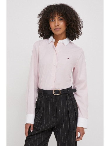 Памучна риза Tommy Hilfiger дамска в розово със стандартна кройка с класическа яка WW0WW40531