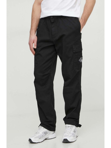 Панталон Calvin Klein Jeans в черно с кройка тип карго J30J325116