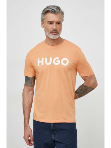 Памучна тениска HUGO в оранжево с принт 50467556