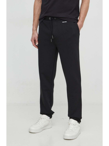 Спортен панталон Calvin Klein в черно с изчистен дизайн K10K112686