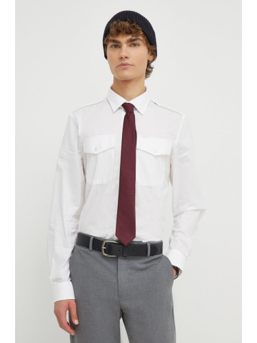 Риза G-Star мъжка в бяло с кройка по тялото с класическа яка