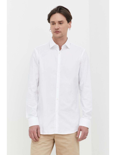 Памучна риза HUGO мъжка в бяло с кройка по тялото класическа яка 50513916