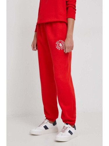 Спортен панталон Tommy Hilfiger в червено с апликация WW0WW40601