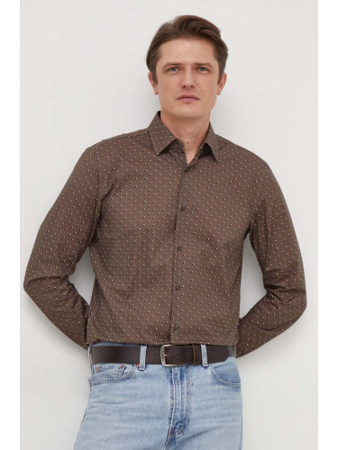 Риза BOSS мъжка в кафяво с кройка по тялото класическа яка 50508345