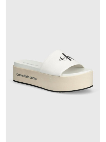 Чехли Calvin Klein Jeans FLATFORM SANDAL MET в бяло с платформа YW0YW01036