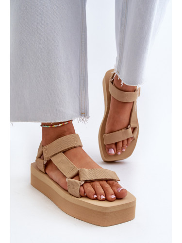 Boto Дамски сандали на платформа в бежово Edireda