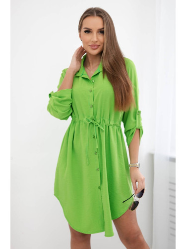 Dress with buttons and tie at the waist in light green color