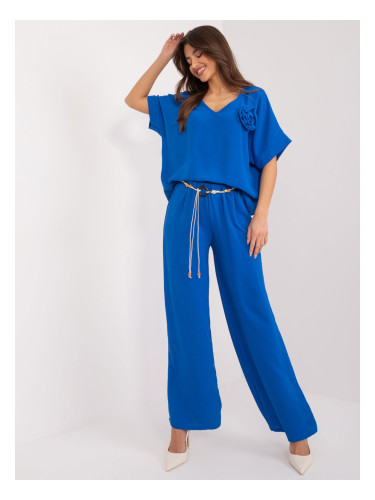 Summer trousers made of cobalt fabric