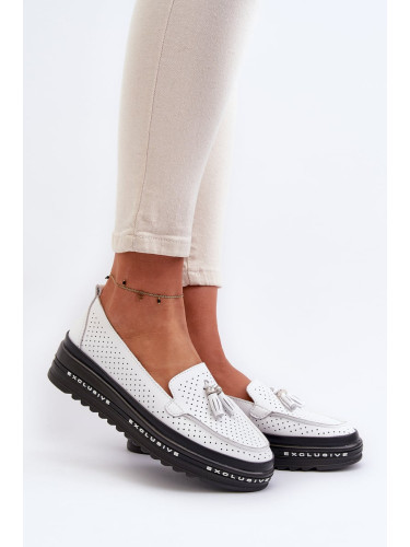 Women's leather loafers on a platform, white Assetnima