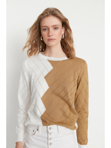Дамски пуловер Trendyol Patterned