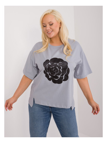 Grey casual blouse in a larger size with a patch