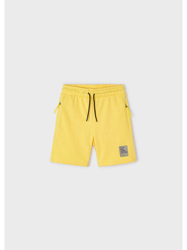 Детски къси трикотажни панталони в жълт цвят Mayoral