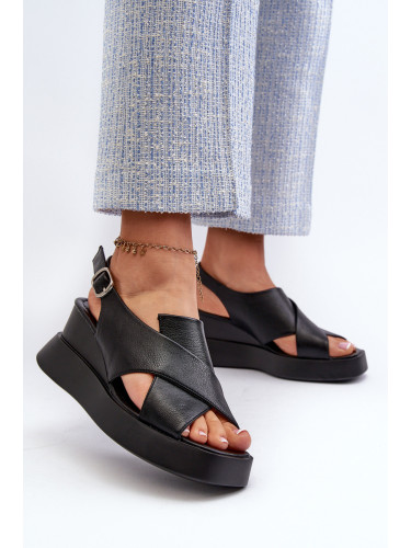 PE2 Дамски черни сандали на платформа и танкетка от еко кожа Vaiara