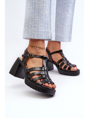 Лакирани Кожени Дамски Сандали На Ток Черни Vinceza 66621