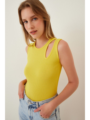 Happiness İstanbul Women's Yellow Cut Out Detailed Corduroy Knitted Blouse