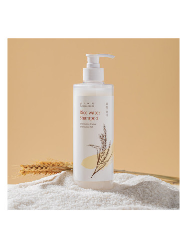Изглаждащ шампоан против косопад за увредена и хвърчаща коса DOORI Перлен Блясък Rice Water Shampoo