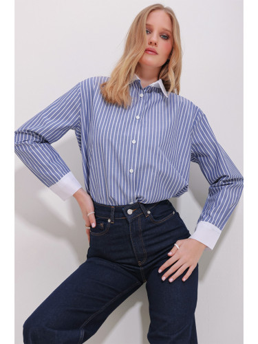 Trend Alaçatı Stili Women's Blue Collar And Cuff Garnish Striped Woven Oversize Shirt
