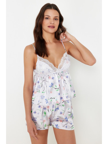 Trendyol Lilac Satin Heart Lace Detailed Undershirt-Shorts Woven Pajamas Set