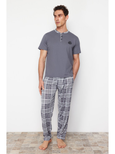 Trendyol Anthracite Regular Fit Plaid Knitted Pajama Set