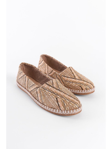 Capone Outfitters Pasarella Women's Espadrille