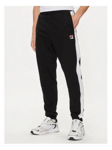 Fila Долнище анцуг FAM0612 Черен Regular Fit