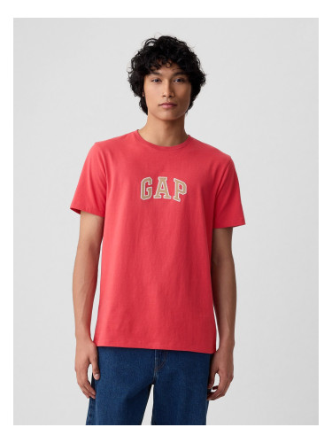 Red men's T-shirt with GAP logo