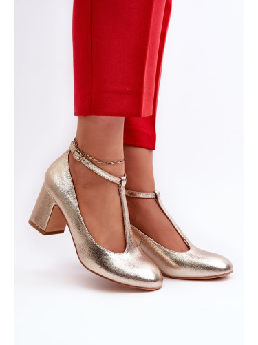 Gold pumps made of Raniyah eco-leather with high heels