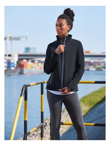Women's Bionic Softshell Jacket R410M 94% Polyester 6% Elastane 320g