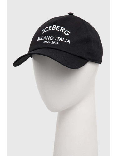 Памучна шапка с козирка Iceberg в черно с принт