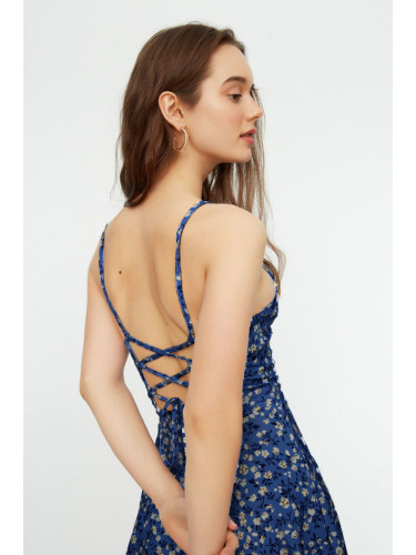 Дамска рокля. Trendyol