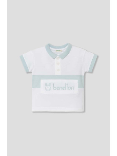 Бебешка памучна тениска с яка United Colors of Benetton в бяло с десен