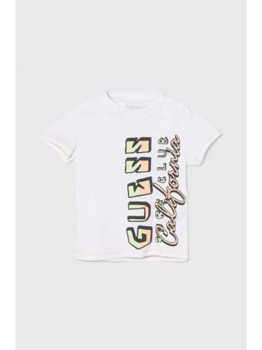 Детска памучна тениска Guess в бяло с принт