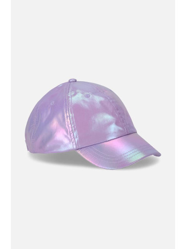 Детска шапка с козирка Coccodrillo в лилаво с изчистен дизайн