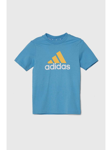 Детска памучна тениска adidas в синьо с принт
