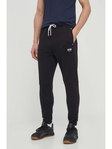 Спортен панталон Hummel hmlLGC KAI ENGINEERED PANTS в черно с изчистен дизайн 223987