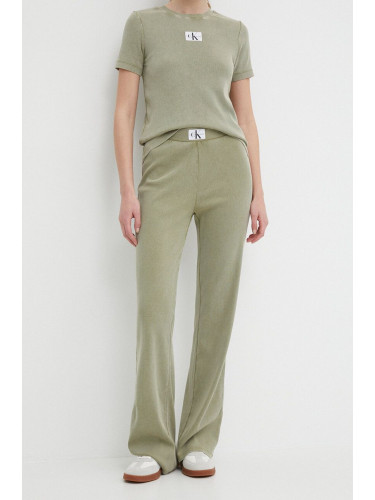 Панталон Calvin Klein Jeans в зелено с разкроени краища, висока талия J20J223126