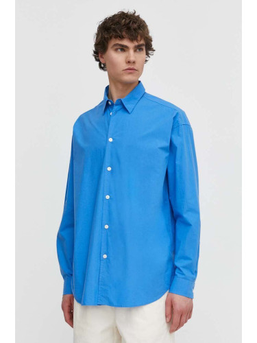 Памучна риза Samsoe Samsoe SALUAN мъжка в синьо със свободна кройка с класическа яка M24100044